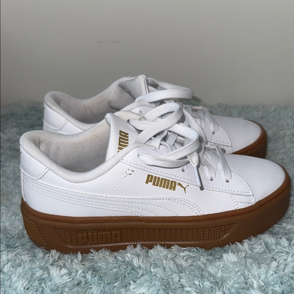 Puma White Sneakers with Brown Soles